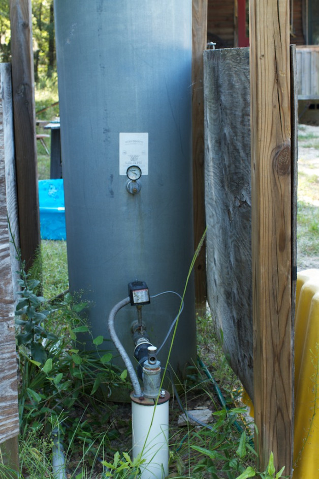 Log Cabin Becky's Homestead